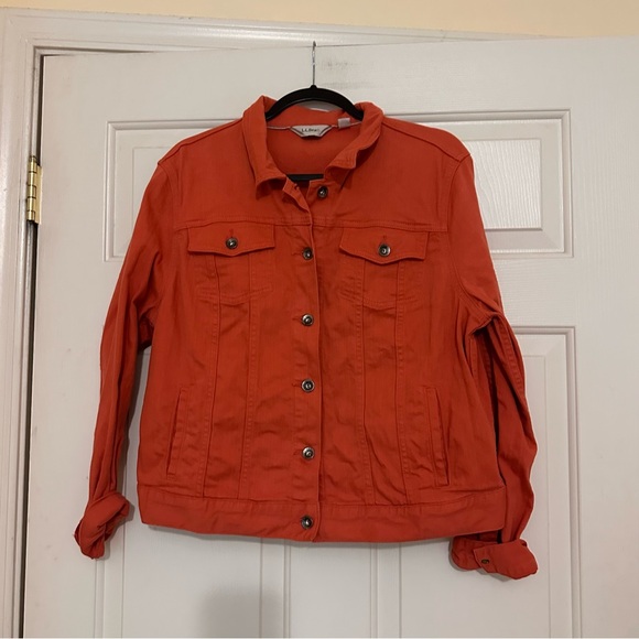 LL Bean Women's Coral Denim Jean Jacket Size Large Petite LP - Picture 2 of 7
